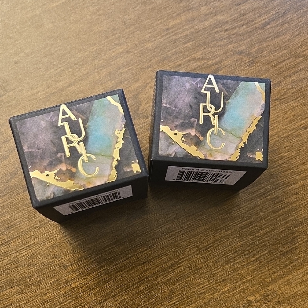 Auric Smoke Reflect in Ego